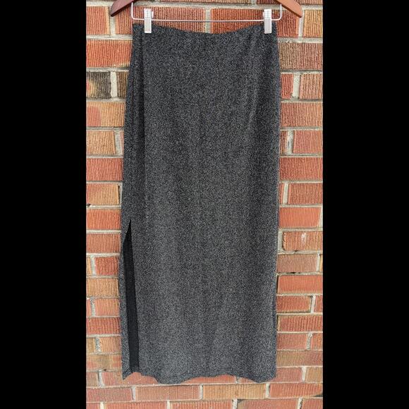 Size 10 Vintage Black and Silver Sparkly Long Skirt, Made in Canada, 1980-90s - Picture 2 of 5